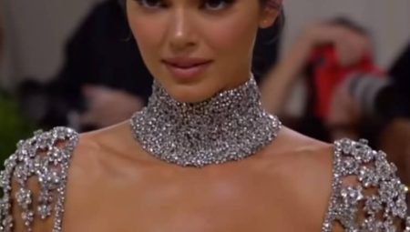 Kendall Jenner Kimdir? Boyu, Kilosu, Göz Rengi, Vücut Ölçüleri